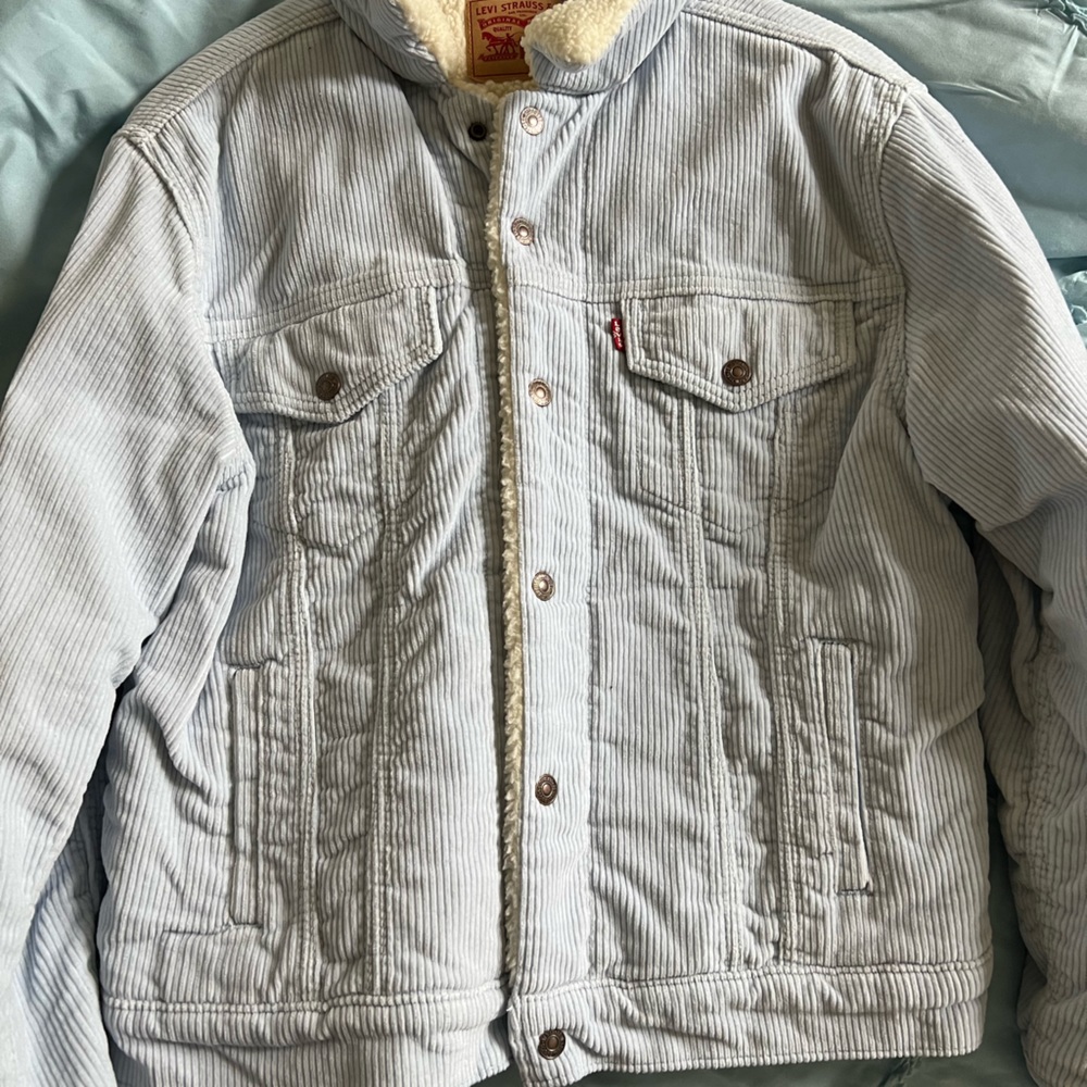 Levi’s ex-boyfriend Sherpa jacket